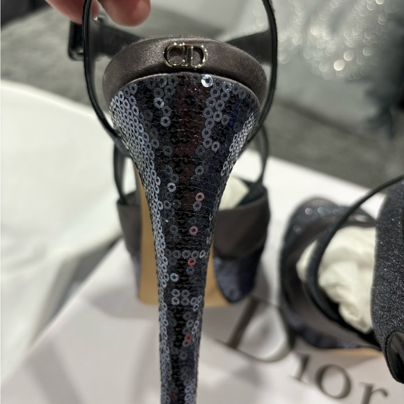 Christian Dior silver grey satin/ glitter/sequin heels 38.5 - Picture 4 of 9